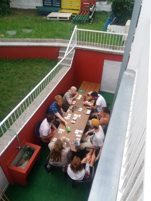 Mostar Downtown Hostel Екстер'єр фото