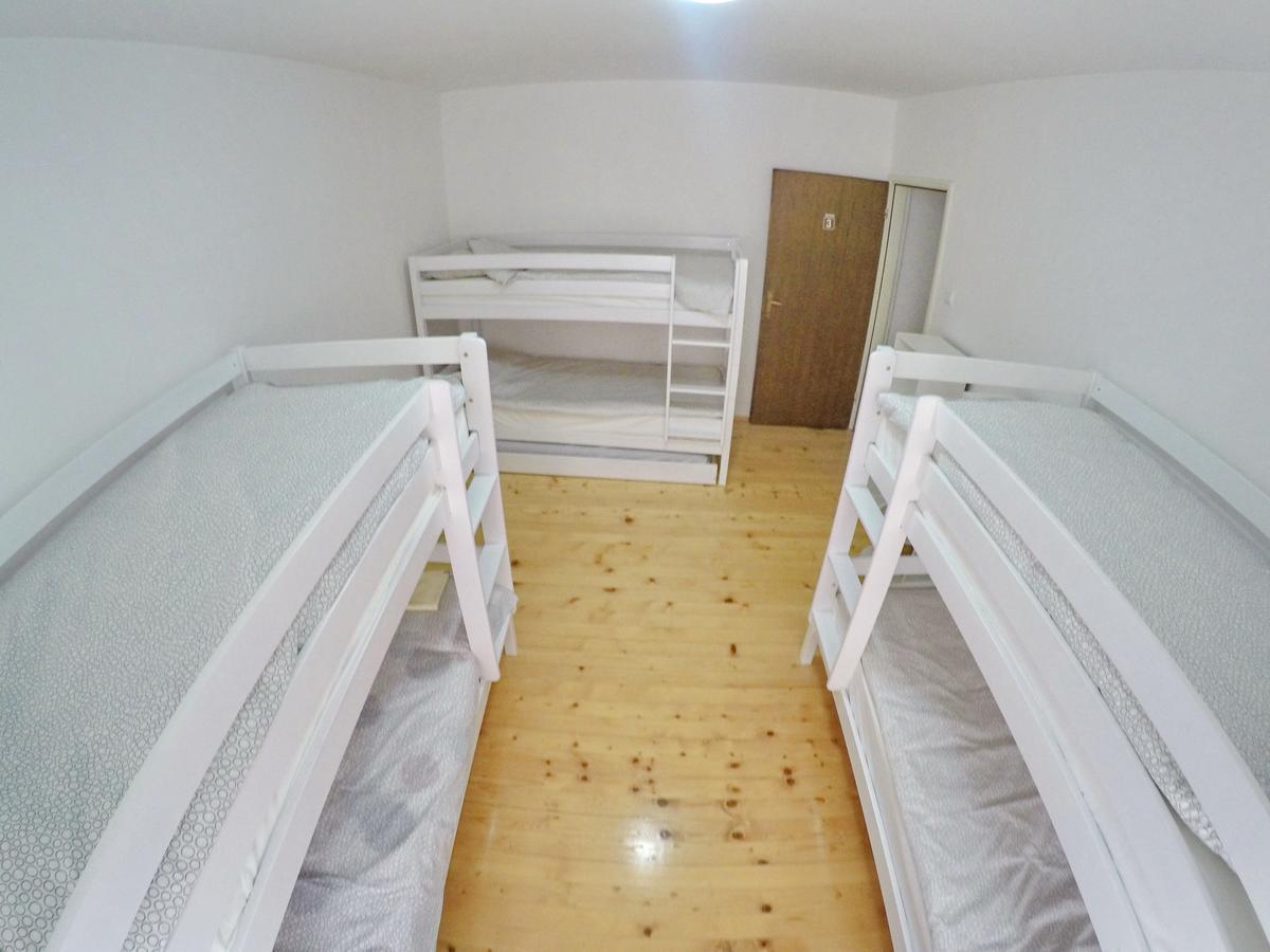 Mostar Downtown Hostel Екстер'єр фото